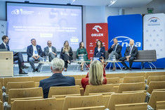 Uczestnicy XI Konferencji „Bezpieczeństwo energetyczne – filary i perspektywa rozwoju”,